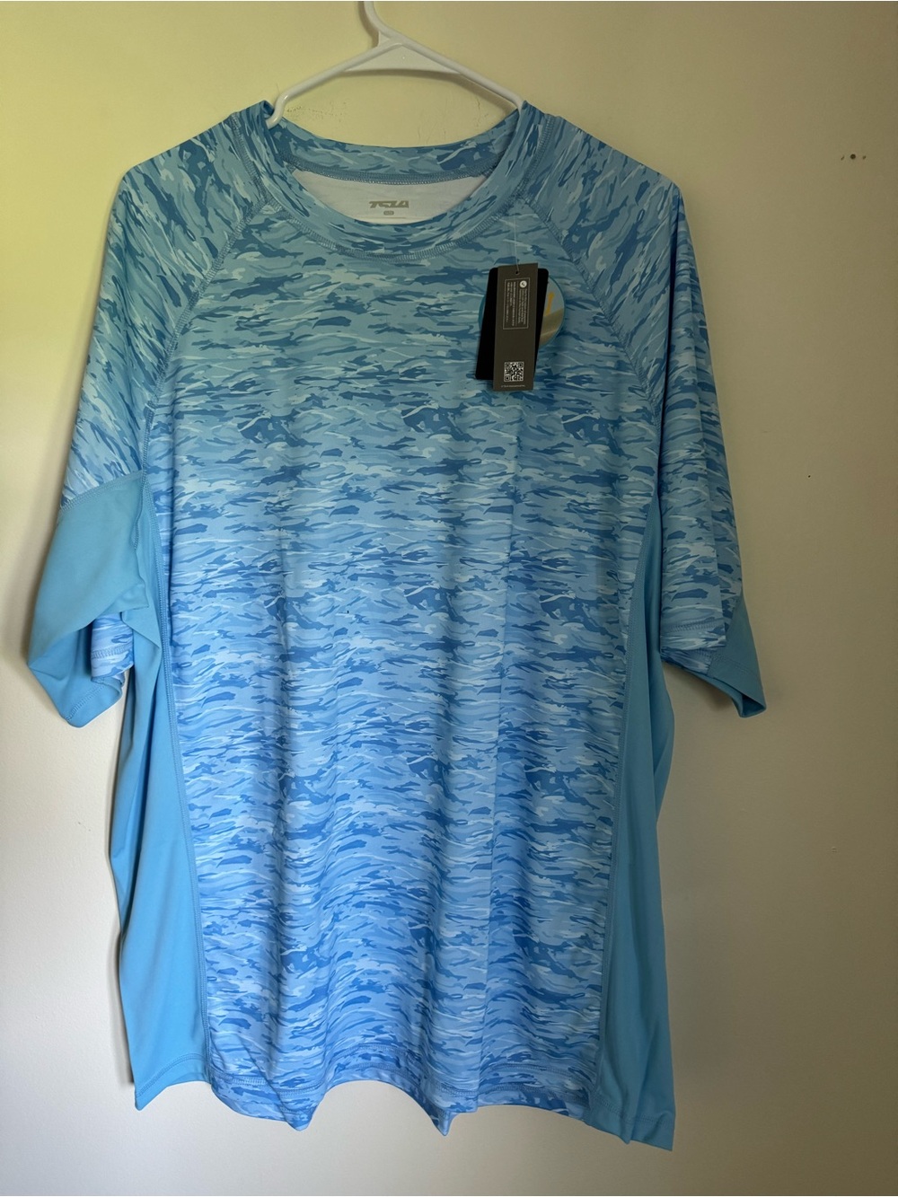 🔴NWT🔴 TSLA Men's Rashguard Swim Shirt, Size XXL